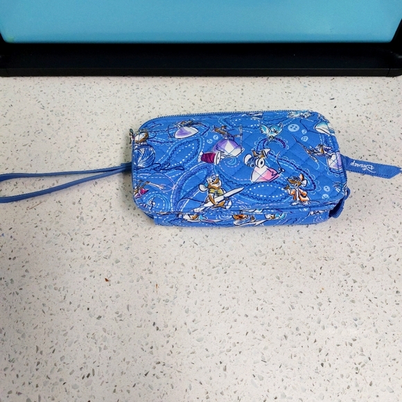 Vera Bradley Disney RFID All in One Crossbody Wallet Cinderella NWT